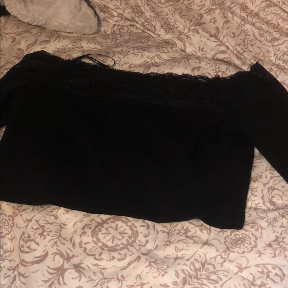 Off the shoulder black lace crop top
